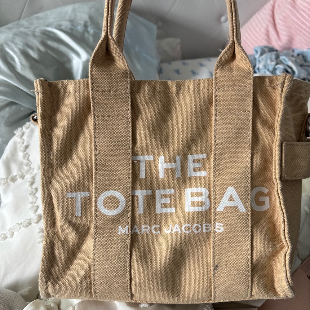 marc jacobs tote bag
